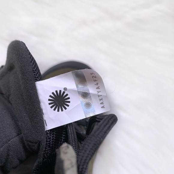 UGG Men’s Emmett Boot Mid Moss Green - Picture 7 of 9